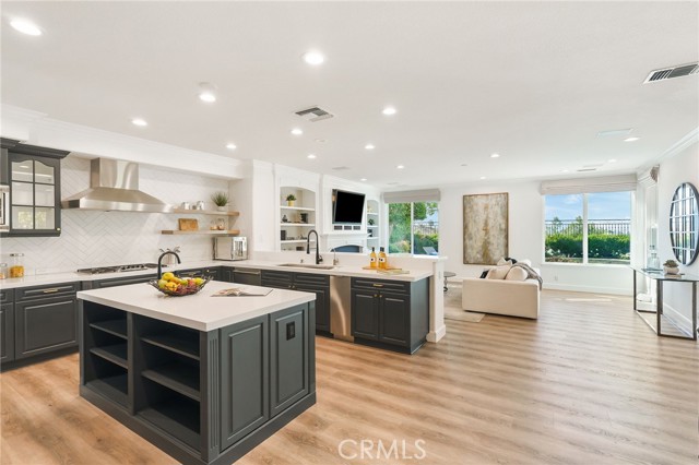 Detail Gallery Image 15 of 64 For 20112 via Cellini, Porter Ranch,  CA 91311 - 4 Beds | 4/1 Baths