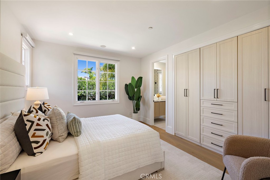 MLS #OC26122354 image #37