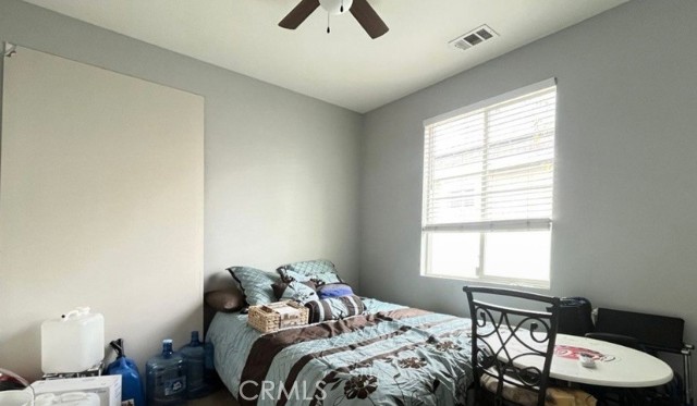 3978 Scarlet Oak Court, San Bernardino CA: https://media.crmls.org/medias/1f56888e-30b0-423d-a9e8-a81eb25b932a.jpg