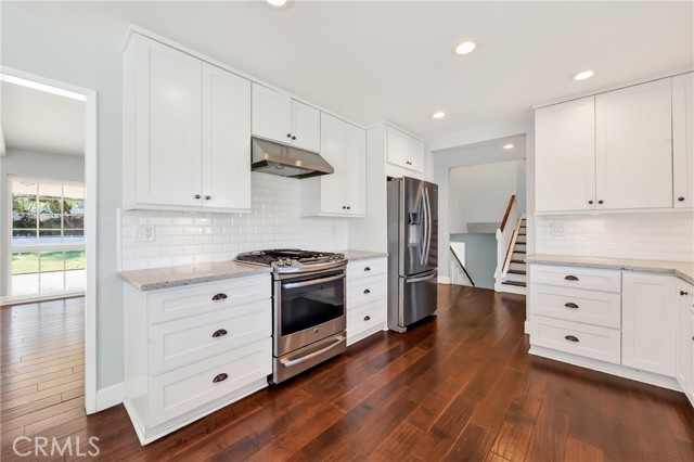 Detail Gallery Image 5 of 25 For 26332 Esmeralda Cir, Mission Viejo,  CA 92691 - 4 Beds | 3 Baths