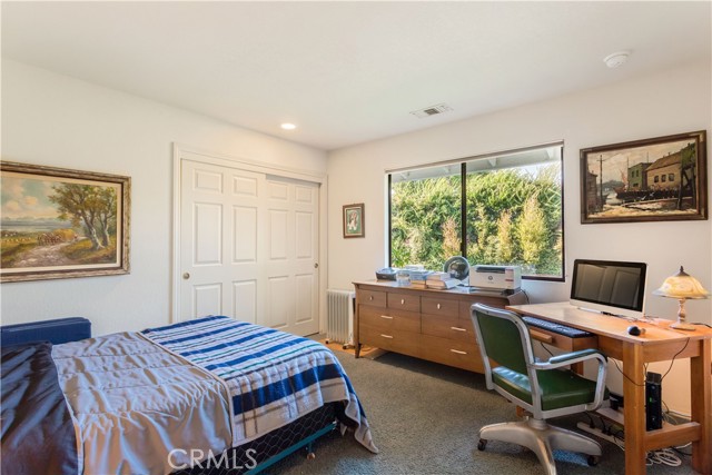 711 Tumble Creek Lane, Fallbrook CA: https://media.crmls.org/medias/1f570999-a1cc-4da1-89bc-686aeb457036.jpg