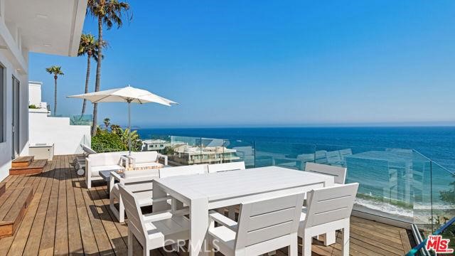 Detail Gallery Image 17 of 69 For 31654 Broad Beach Rd, Malibu,  CA 90265 - 4 Beds | 3/1 Baths