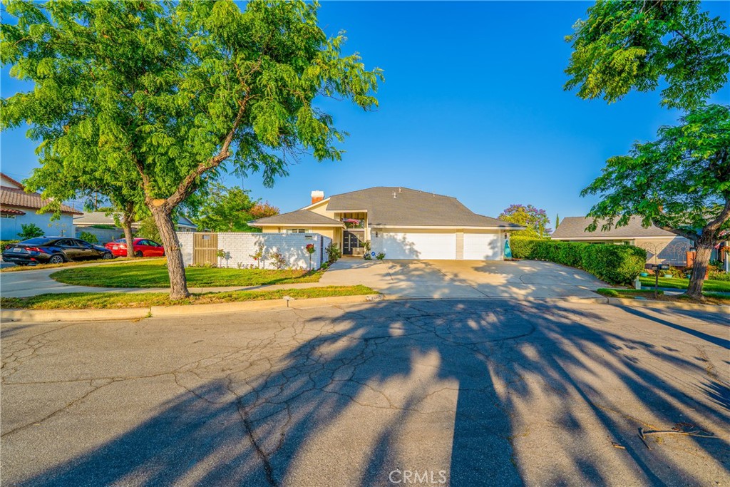 2040 Cape Cod Court