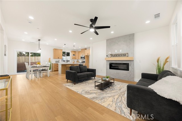1737 Drayer Drive, Paradise CA: https://media.crmls.org/medias/1f58a49e-ae57-4513-9873-4b24fcea2093.jpg