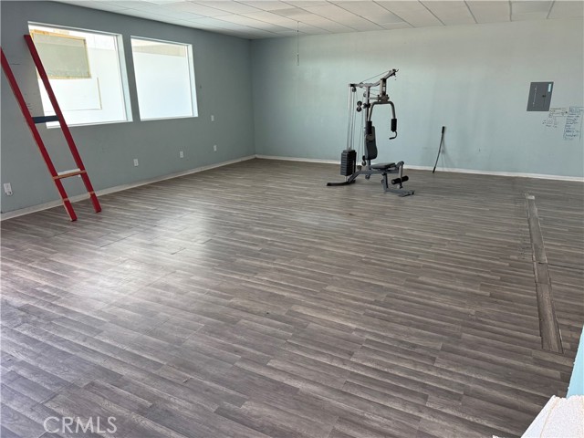 Image 5 of 6 For 9072 California City Blvd