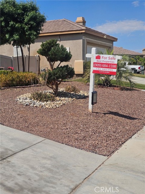 11847 Branch Court, Adelanto CA: https://media.crmls.org/medias/1f5a6f2d-0e50-4673-b18d-e16e42d8a3e2.jpg