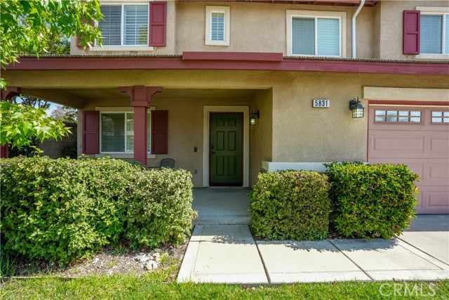 Detail Gallery Image 8 of 55 For 5831 Madison Ln, Fontana,  CA 92336 - 4 Beds | 2/1 Baths