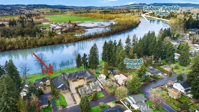 Detail Gallery Image 43 of 65 For 3925 Rivercrest Dr, –,  OR 97303 - 3 Beds | 3 Baths