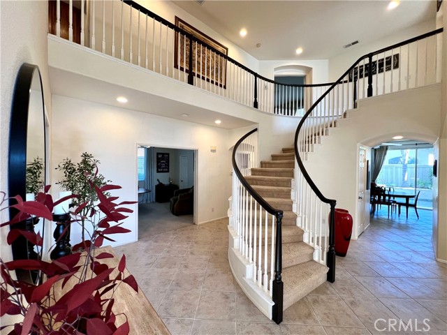 Detail Gallery Image 6 of 32 For 41948 Black Mountain Trl, Murrieta,  CA 92562 - 5 Beds | 3 Baths