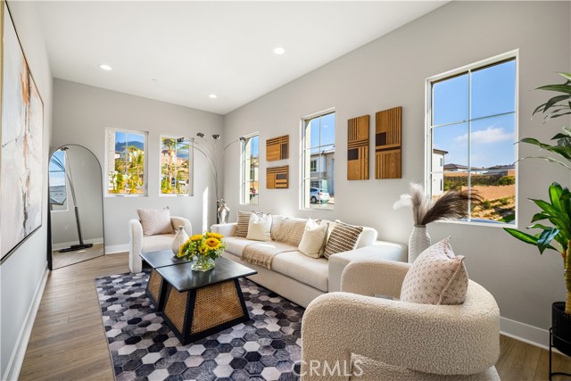 Detail Gallery Image 46 of 55 For 12043 Red Hawk Lane, Porter Ranch,  CA 91326 - 4 Beds | 4/1 Baths