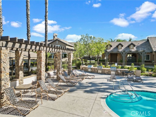19539 Laroda, Saugus CA: https://media.crmls.org/medias/1f5c9cad-8fc0-442f-8298-f5b18bda85b2.jpg