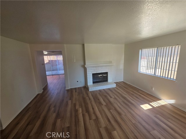 Detail Gallery Image 5 of 28 For 7419 Butterfield Pl, Rancho Cucamonga,  CA 91730 - 3 Beds | 2/1 Baths