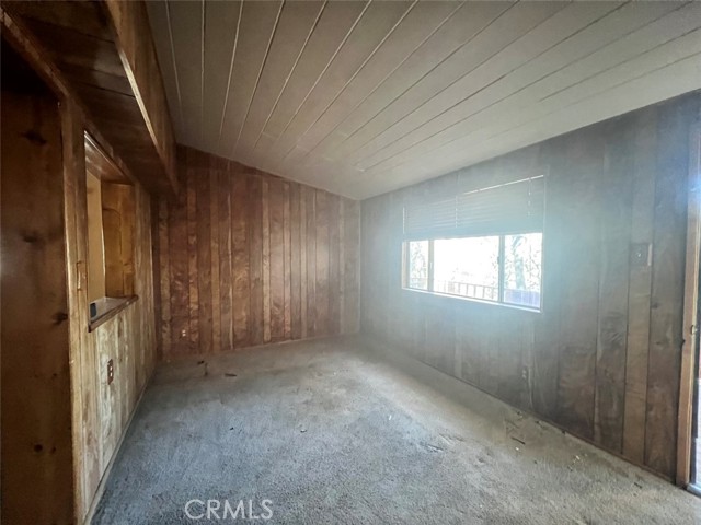 Detail Gallery Image 10 of 10 For 24988 Crest Forest, Crestline,  CA 92325 - 2 Beds | 1 Baths