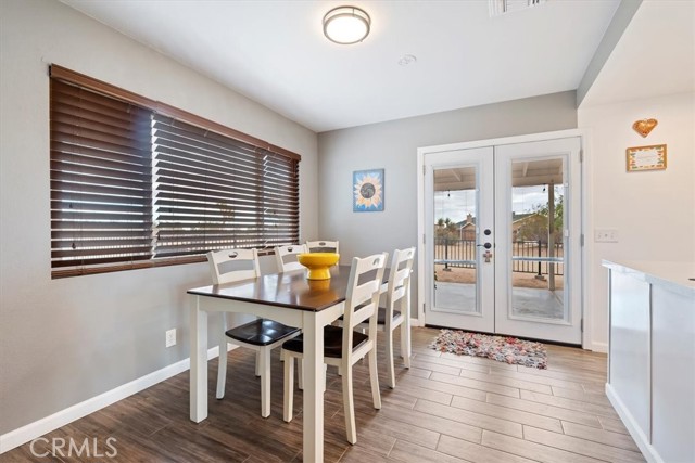 58676 Sunflower Drive, Yucca Valley CA: https://media.crmls.org/medias/1f5f2b80-60cb-47fd-bb1f-64f719a30c1d.jpg