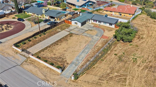 Detail Gallery Image 2 of 58 For 18492 Hinton St, Hesperia,  CA 92345 - 3 Beds | 2 Baths