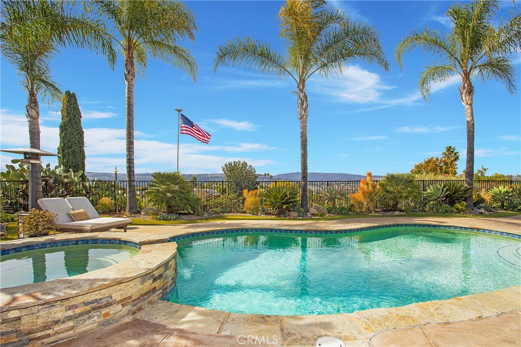 MLS #OC25258876 image #17