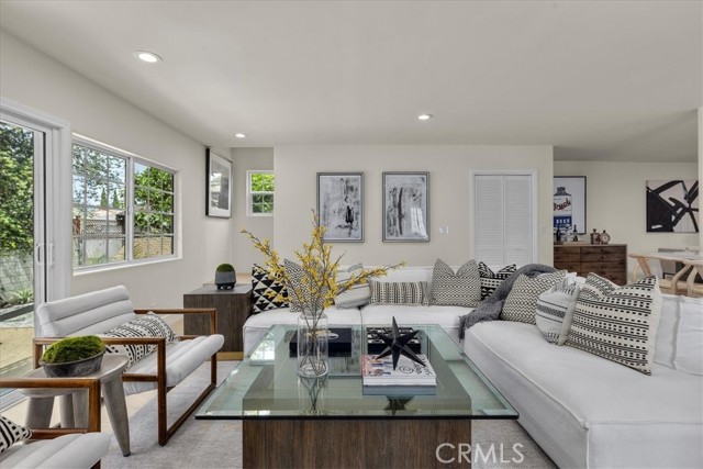 11927 Beatrice Street, Culver City CA: https://media.crmls.org/medias/1f609a43-c287-4011-b8c9-5a753da3fa3e.jpg
