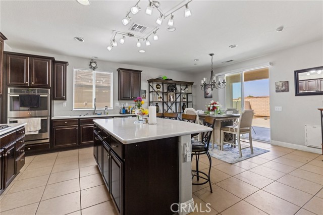 Detail Gallery Image 11 of 46 For 25392 Lone Acres Road, Menifee,  CA 92584 - 5 Beds | 2/1 Baths