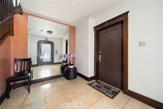 1412 S Victoria Avenue, Los Angeles CA: https://media.crmls.org/medias/1f62ddd6-71f8-43e8-911f-b6e9984697ba.jpg