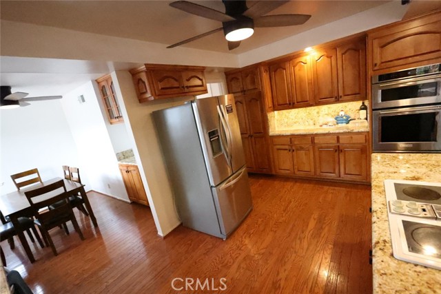 Detail Gallery Image 14 of 48 For 31156 Danelaw, Redlands,  CA 92373 - 4 Beds | 2/1 Baths