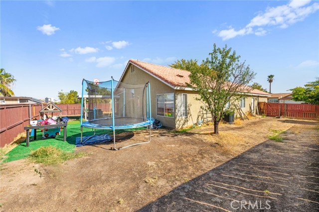 Detail Gallery Image 27 of 32 For 13196 Oberlin, Victorville,  CA 92392 - 3 Beds | 2 Baths