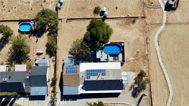 65585 4th S Street, Joshua Tree CA: https://media.crmls.org/medias/1f6500cb-1f28-47fa-aa4b-59d2f0e08a61.jpg