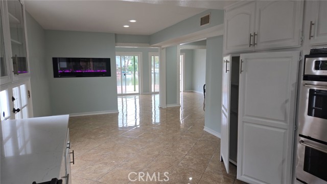 Detail Gallery Image 11 of 36 For 30658 Lakefront Dr, Agoura Hills,  CA 91301 - 4 Beds | 3 Baths