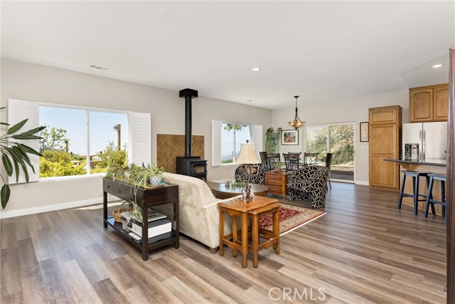 Image 29 of 64 For 38736 Oak Glen Road