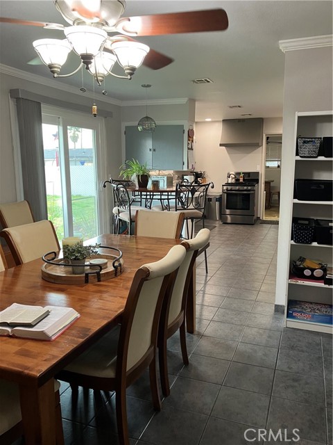 1976 6th Street, Oroville CA: https://media.crmls.org/medias/1f6644d9-210b-4cab-9375-32915a83fa7b.jpg