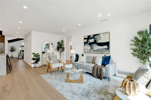 Detail Gallery Image 14 of 40 For 8121 Chase, Los Angeles,  CA 90045 - 4 Beds | 3 Baths