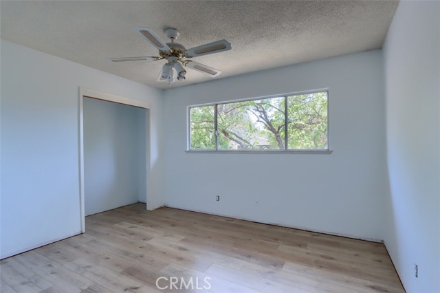 42912 Country Club E Drive, Oakhurst CA: https://media.crmls.org/medias/1f66aa0a-2a7b-4b02-a2da-6dffb96ff1ab.jpg