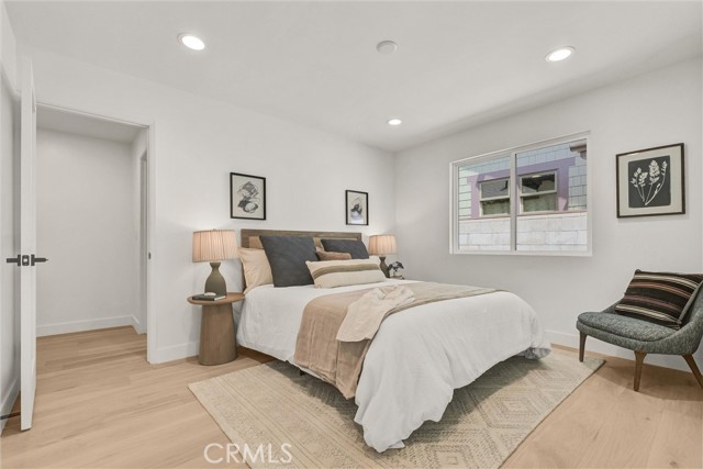 Detail Gallery Image 21 of 37 For 808 S Los Robles Ave, Pasadena,  CA 91106 - 3 Beds | 3 Baths