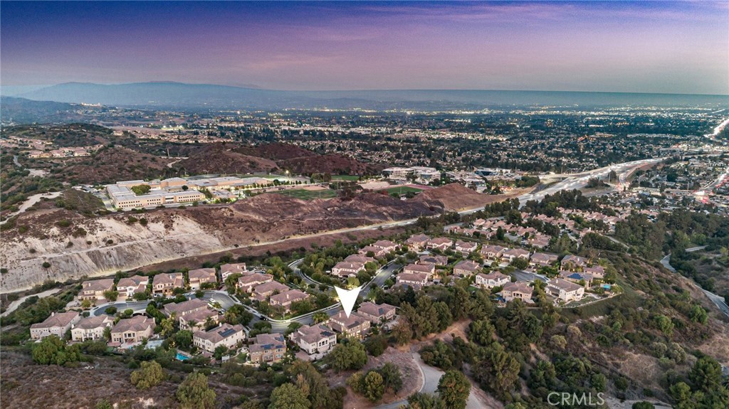 MLS #OC25183394 img 42