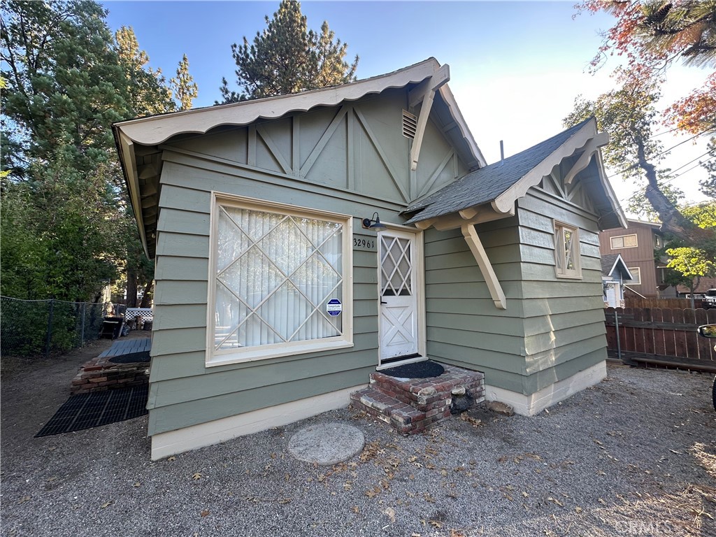 MLS #PW25231130 image #2