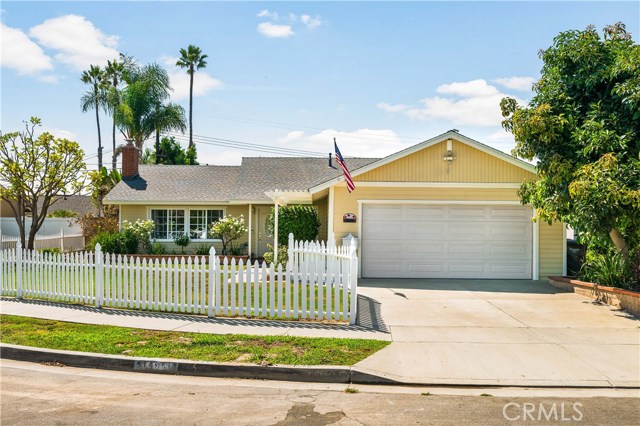 14941 Oaktree Circle, Huntington Beach, CA 92647