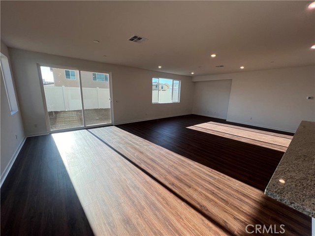 25783 Branson Dr, Homeland CA: https://media.crmls.org/medias/1f677b78-6144-4163-86d8-ad7c901a586b.jpg