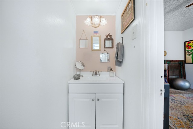 Detail Gallery Image 10 of 13 For 420 Milton Dr, San Gabriel,  CA 91775 - 3 Beds | 1/1 Baths