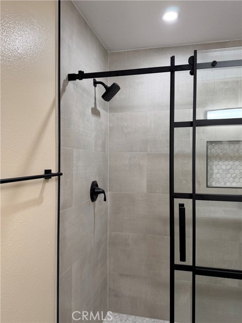 Detail Gallery Image 12 of 18 For 12 Wildbrook, Irvine,  CA 92614 - 3 Beds | 2/1 Baths