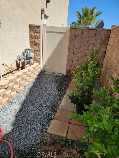 Detail Gallery Image 9 of 10 For 30790 Expedition Dr, Winchester,  CA 92596 - 4 Beds | 3/1 Baths