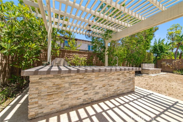 Detail Gallery Image 11 of 35 For 9 Shadybend, Irvine,  CA 92602 - 5 Beds | 4/1 Baths