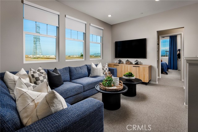 4191 S. WINWOOD PASEO S, Ontario CA: https://media.crmls.org/medias/1f6b31e8-ff3f-4420-90a4-a48e2bbf20cd.jpg