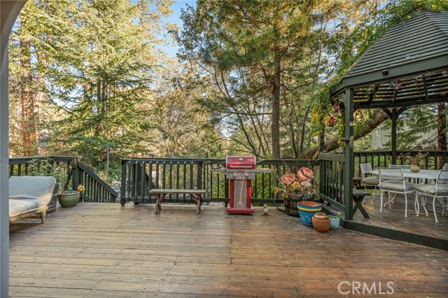 28782 Cedar Drive, Lake Arrowhead, CA 92352