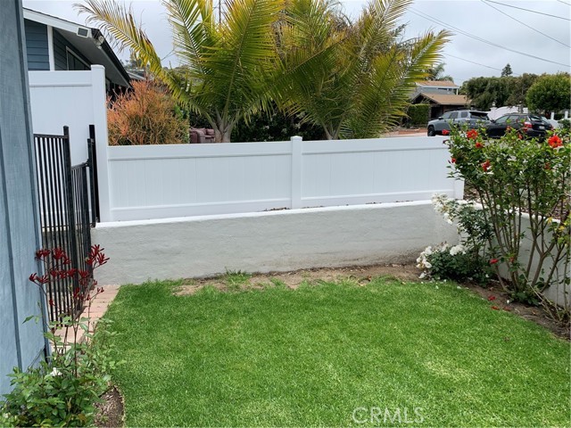 Detail Gallery Image 4 of 28 For 480 Thalia St, Laguna Beach,  CA 92651 - 2 Beds | 2 Baths