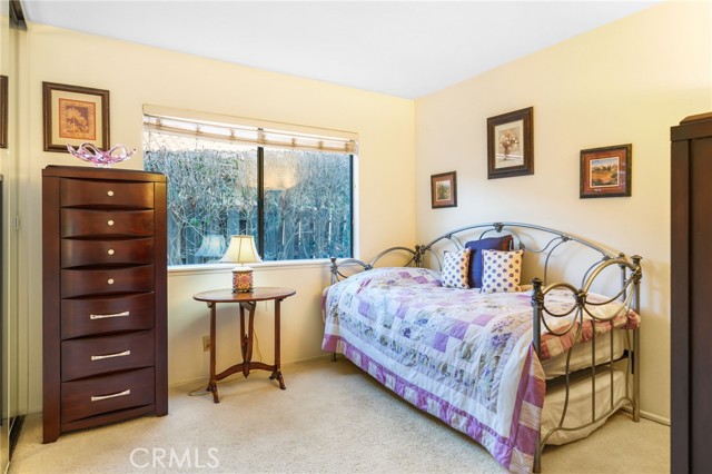 13543 Bear Valley Road, Moorpark CA: https://media.crmls.org/medias/1f6ce405-ed97-4bc3-aca8-958966dc3664.jpg