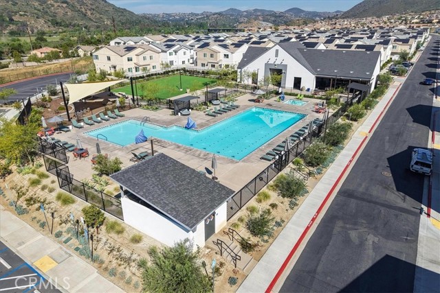 35246 Blossom, Fallbrook CA: https://media.crmls.org/medias/1f6ddd3e-1997-4fbd-ab94-9245762032c8.jpg