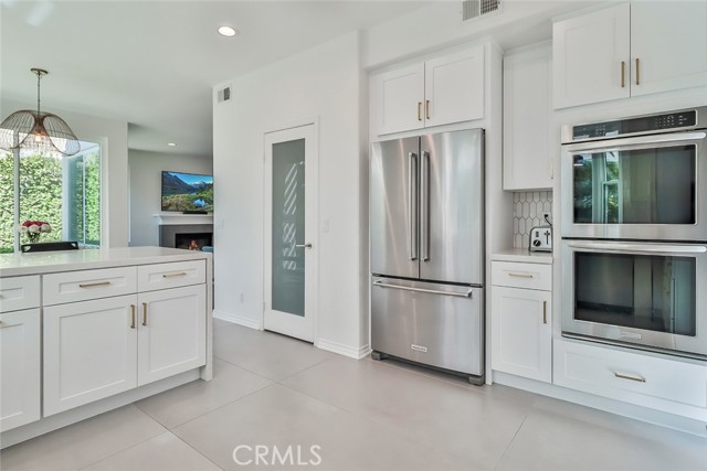 2505 Peachwood Place, Westlake Village CA: https://media.crmls.org/medias/1f6e1b96-4618-4c0a-a6d8-ca4cfcfb505c.jpg