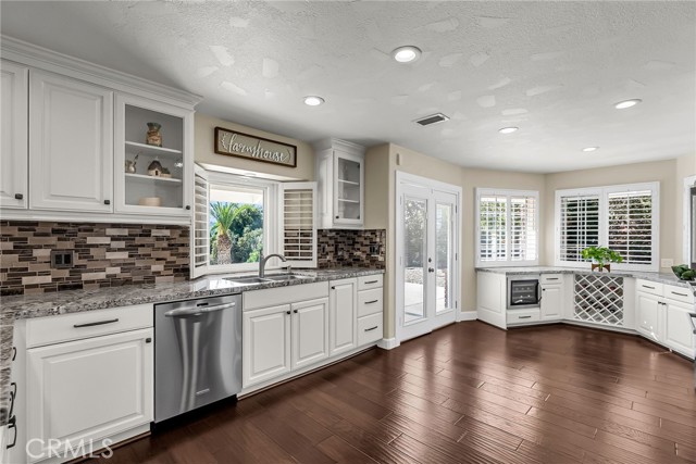 Detail Gallery Image 9 of 74 For 1250 Highridge, Riverside,  CA 92506 - 3 Beds | 3 Baths