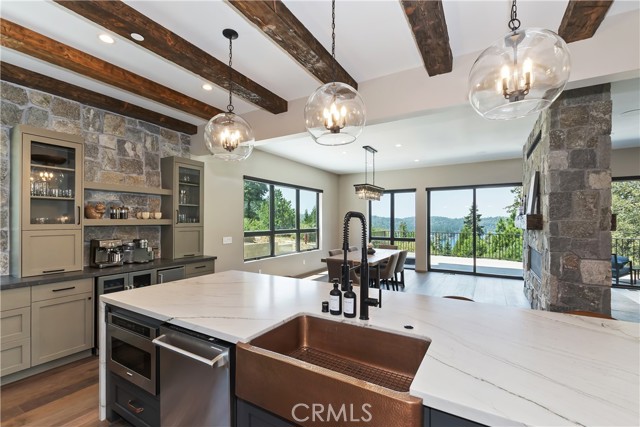 Detail Gallery Image 23 of 57 For 176 Mill Pond, Lake Arrowhead,  CA 92352 - 3 Beds | 2/1 Baths