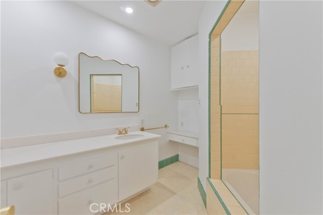 Detail Gallery Image 42 of 69 For 4722 Forman Ln, Toluca Lake,  CA 91602 - 5 Beds | 4 Baths