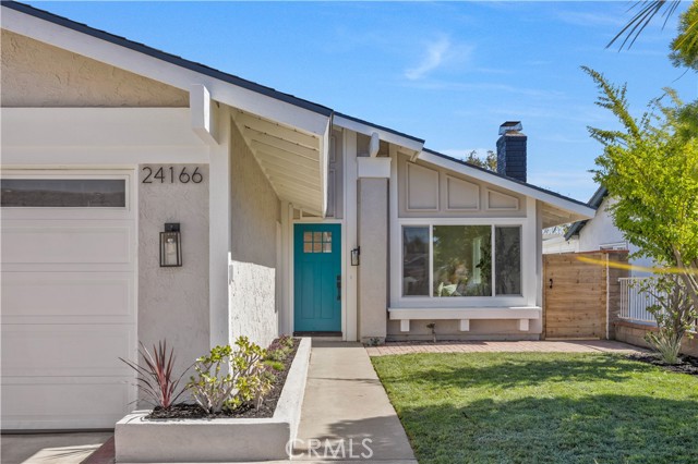 24166 Fortune Drive, Lake Forest CA: https://media.crmls.org/medias/1f6ea786-d91f-49b3-93db-b1ed497fdea4.jpg
